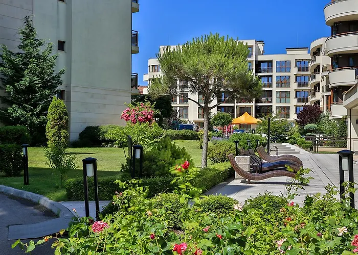 Al Rial Beach Apartments
