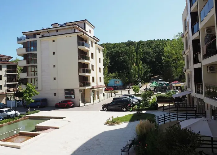 Al Rial Beach Apartments